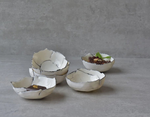 Mimi assiette de Blanc et de Noir - arloca