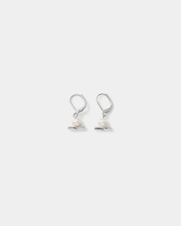 Boucles d'oreilles Abelia perle et étain
