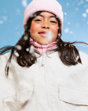 Tuque pêcheur pour enfant rose clair.