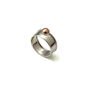 Bague argent avec perle en cuivre.
