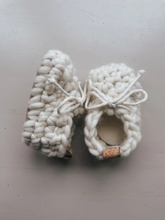 Panfoufles loafers mini Naturelle.