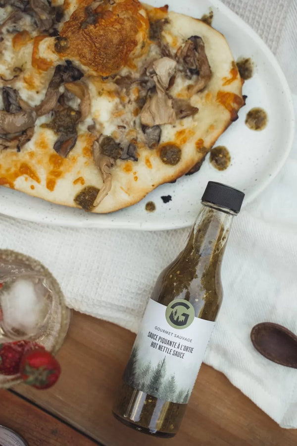 Sauce piquante à l'ortie et au sapin