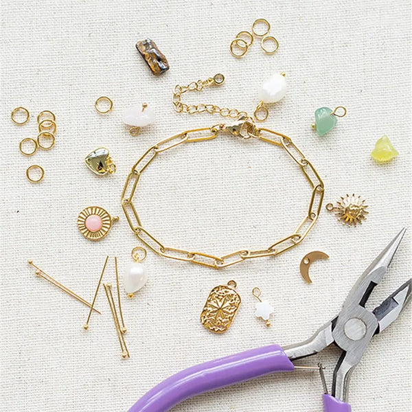 Ensemble de fabrication d'un bracelet à breloques Astro - arloca