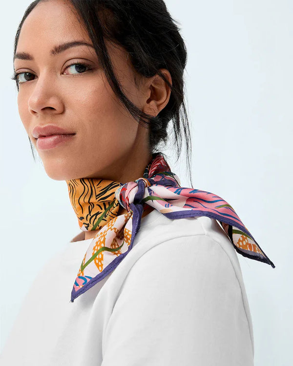 Petit foulard en soie Tigresse