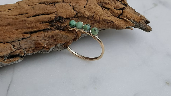 Anneau Dram Or et Quartz vert Kelly