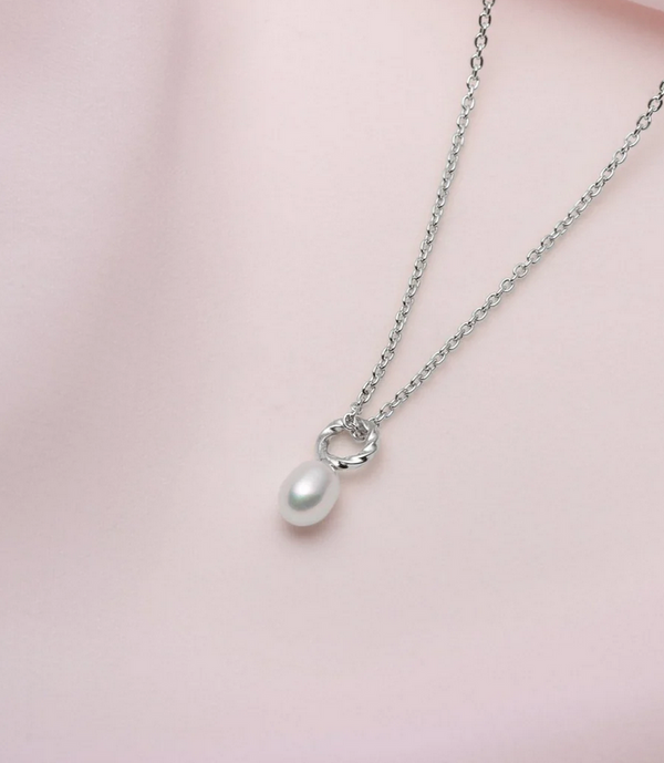 Petit collier Résilience avec pendentif perle blanche - arloca